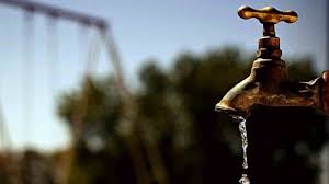 VARELA, SIN AGUA Y SIN OBRAS